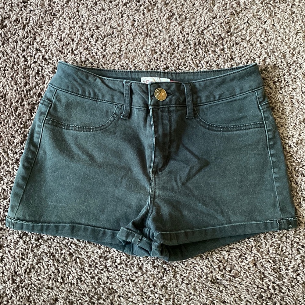 Black Jean short